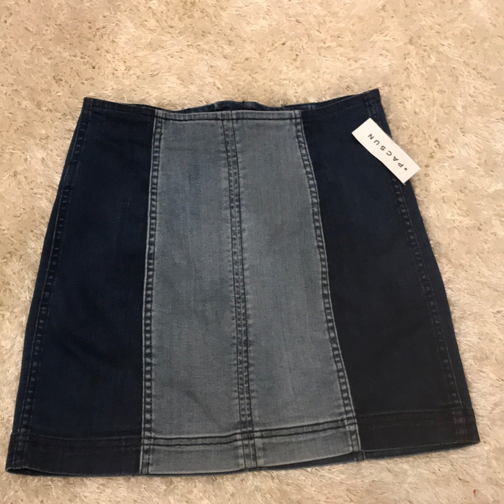 Women’s pac sun jean skirt waist 25